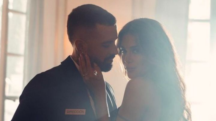 Mike Bahía le propuso matrimonio a Greeicy en pleno show de Alejandro Sanz