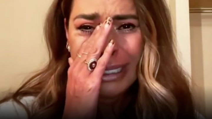 Con lágrimas, Galilea Montijo pide que la dejen de atacar