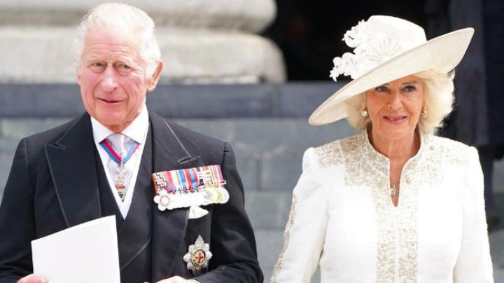 Carlos III y Camilla Parker habrían tenido un hijo ilegítimo que está dispuesto a demandarlos