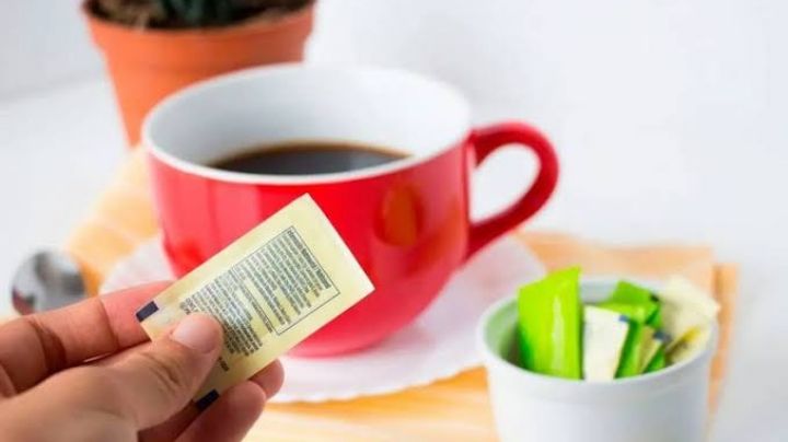 Estos edulcorantes están prohibidos por la OMS por no ser saludables y así puedes reemplazarlos