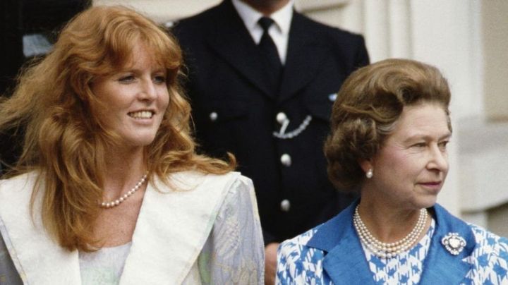 Sarah Ferguson recuerda a la Reina Isabel II con una tierna FOTO junto a sus perritos corgi que le heredó