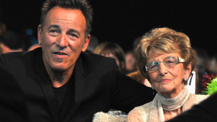 MUERE mamá de Bruce Springsteen y así le da el ÚLTIMO ADIÓS; intenta no llorar