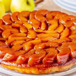 Tarta invertida de manzana: fácil, rica y saludable
