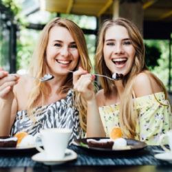 ¿NO sabes a dónde llevar a comer a tu MAMÁ? 10 restaurantes en la CDMX para ir este 10 de mayo